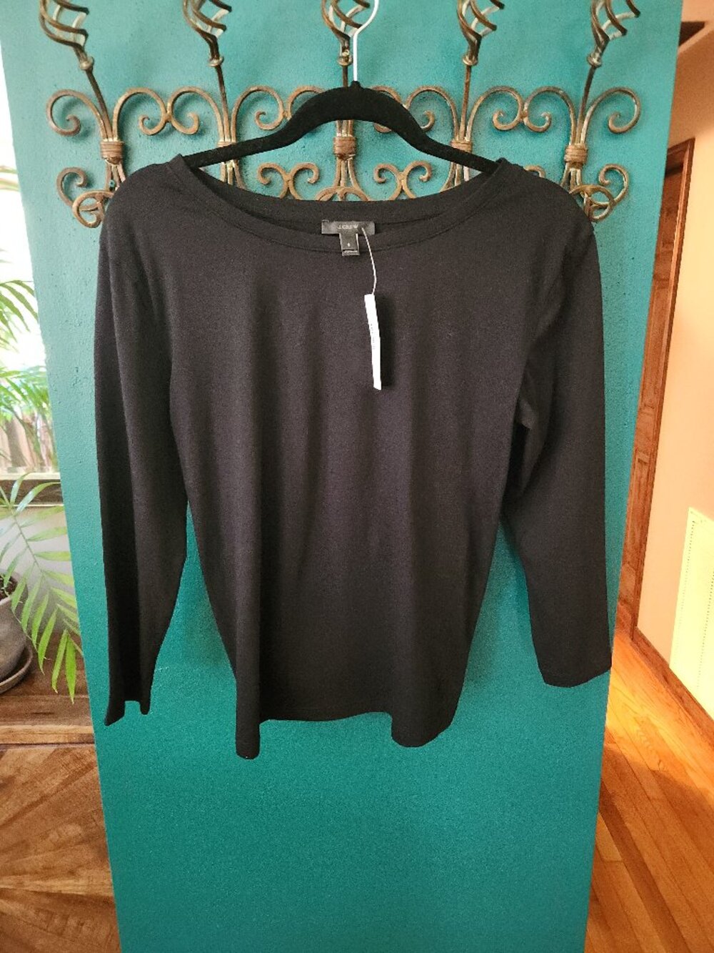 J. Crew Black 3/4 Sleeve T-shirt With Back Twist Knot